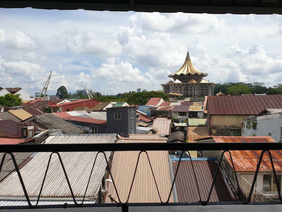Hostel Hornbill'S Nest Kuching Zewnętrze zdjęcie