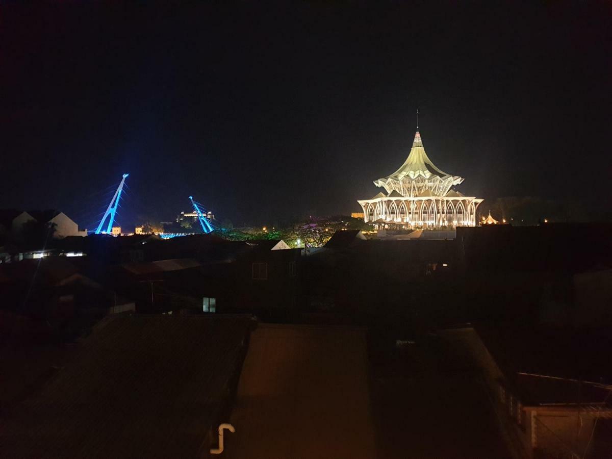 Hostel Hornbill'S Nest Kuching Zewnętrze zdjęcie