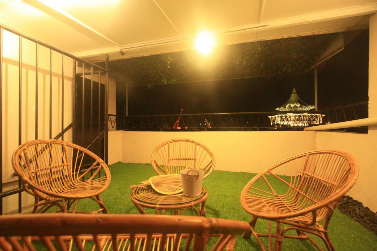 Hostel Hornbill'S Nest Kuching Zewnętrze zdjęcie