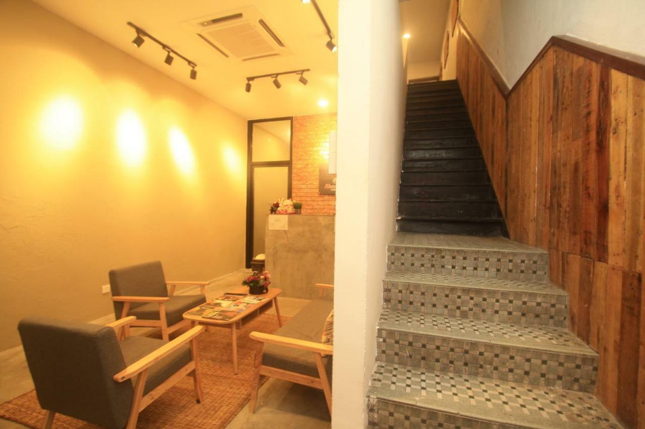 Hostel Hornbill'S Nest Kuching Zewnętrze zdjęcie