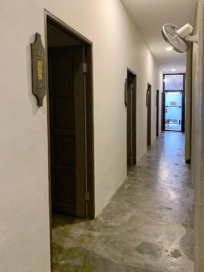 Hostel Hornbill'S Nest Kuching Zewnętrze zdjęcie